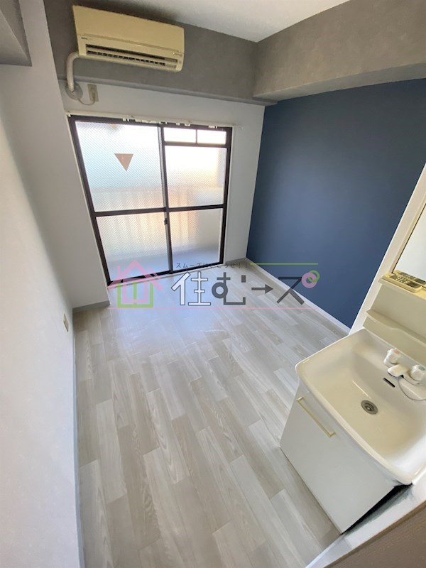 シャルムメゾン塚本 ベッドルーム