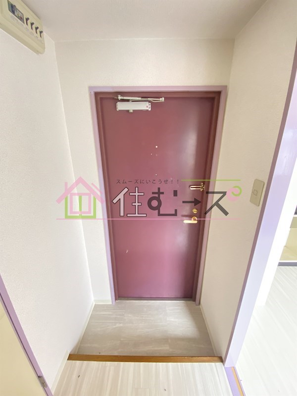 プレアール梅香 玄関