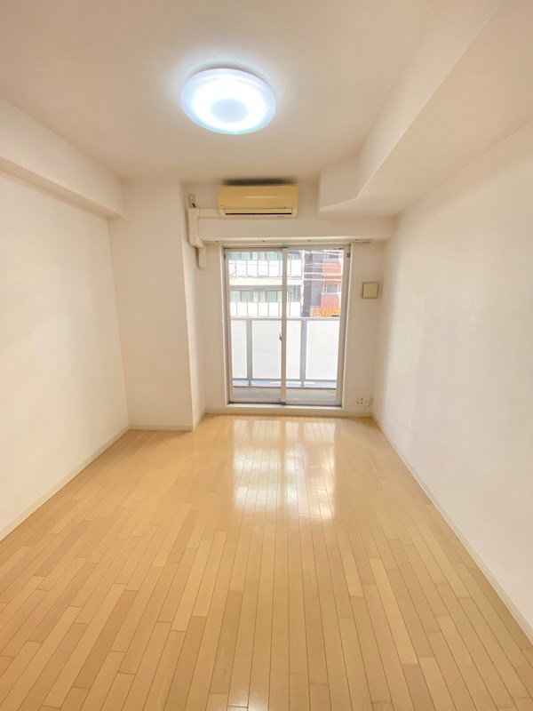 ルクレ新町レジデンス ベッドルーム