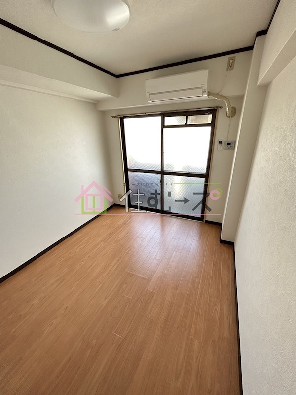 土井グランドマンション ベッドルーム