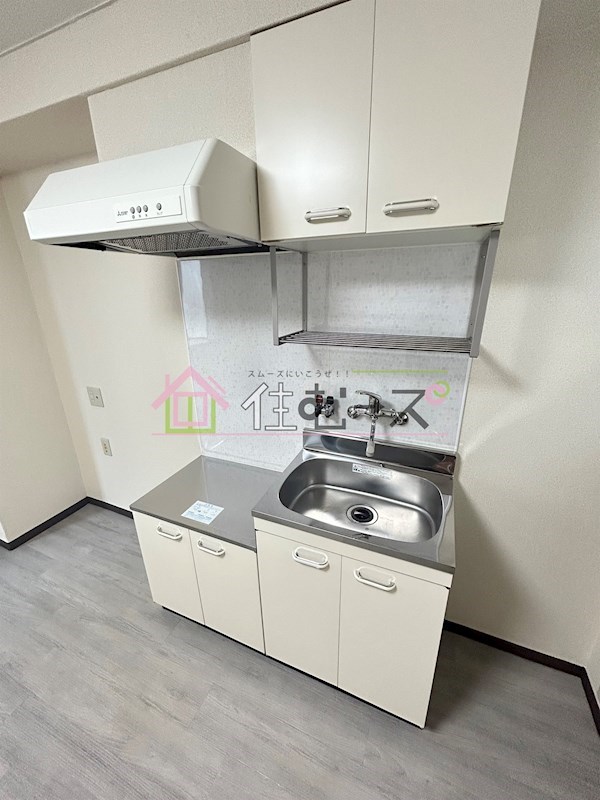 ビジタル浪速3 キッチン