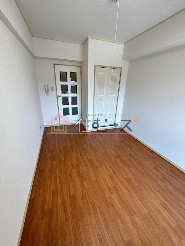 ノルデンハイム淡路 リビング