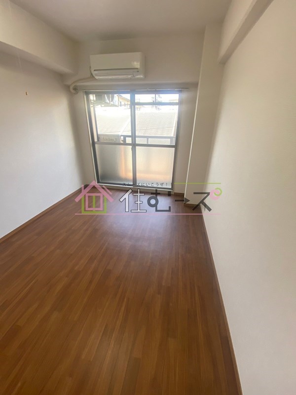 ノルデンハイム上新庄 ベッドルーム