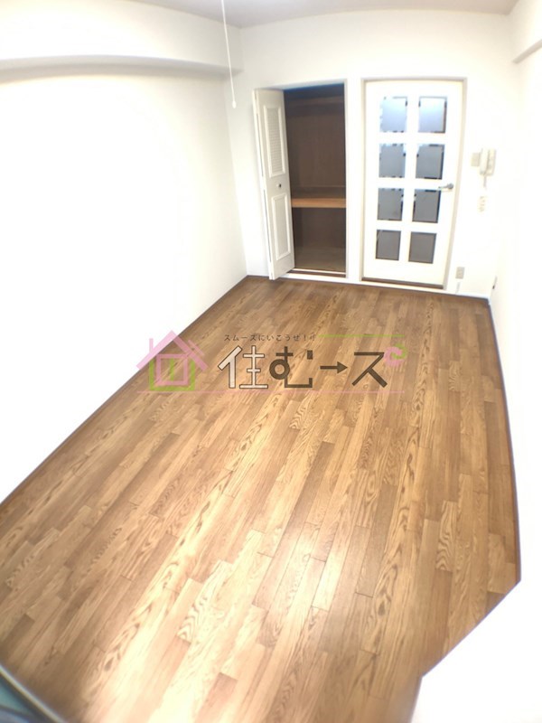 ノルデンハイム北 リビング