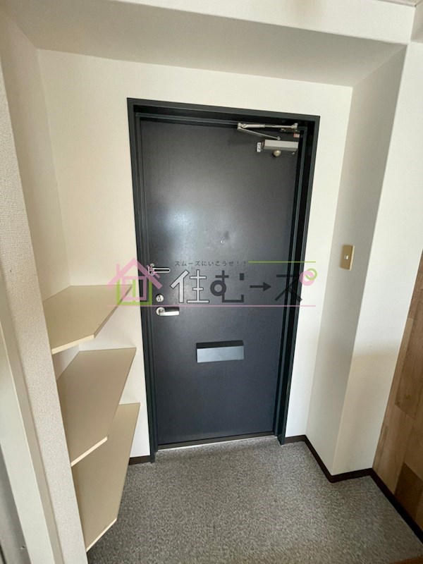 昭和グランドハイツ大淀 玄関