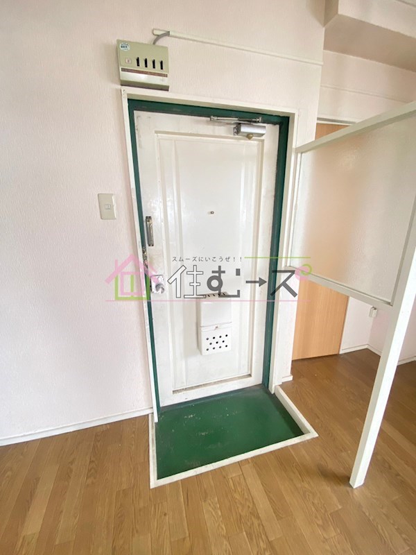 遠里小野ハイツ 玄関