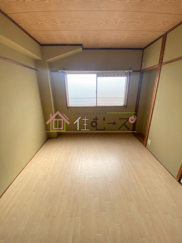 遠里小野ハイツ ベッドルーム