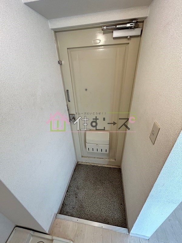 住之江コート 玄関