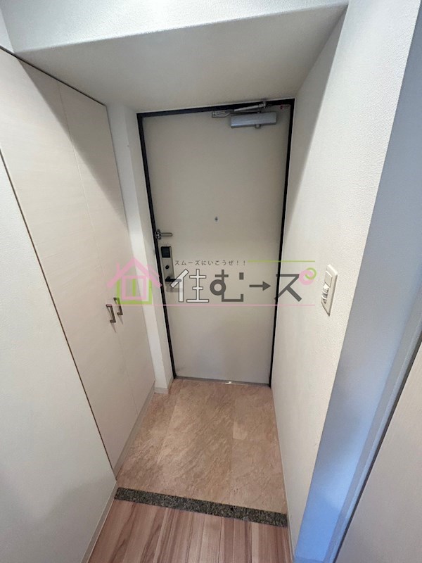 エスリード阿波座ノースプレイス 玄関