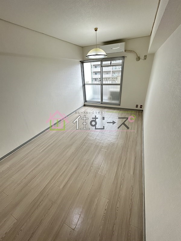 コボリマンション新大阪 ベッドルーム