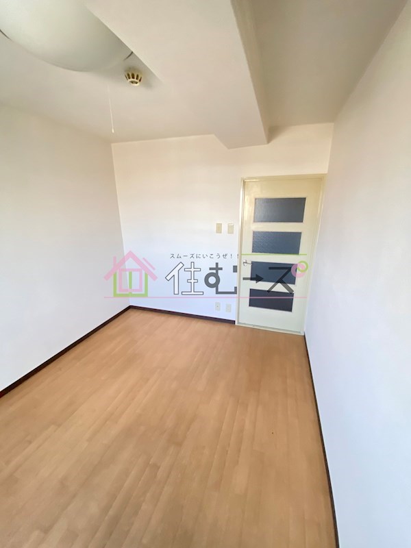 キッポー平野加美  リビング