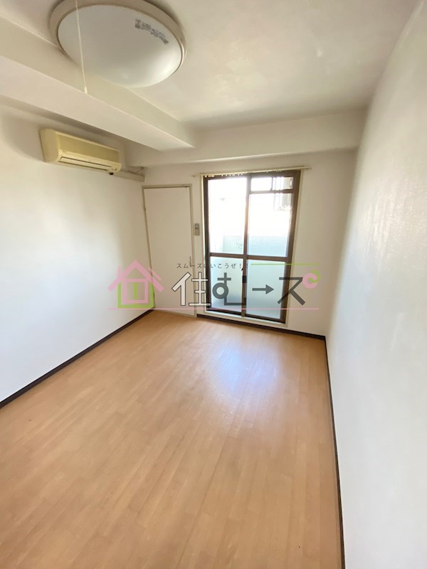 キッポー平野加美  ベッドルーム