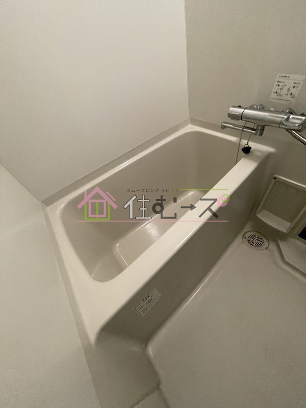 エステムコート難波WESTSIDEⅢドームシティ  風呂画像