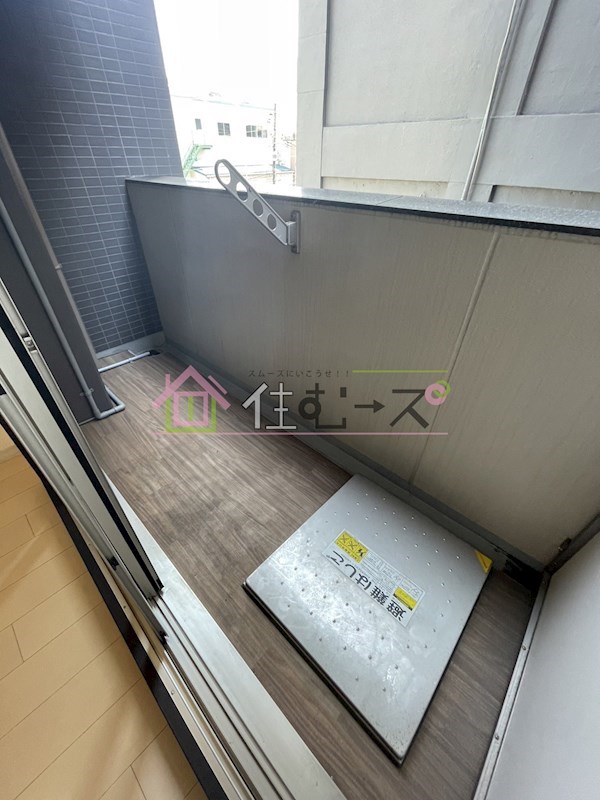 エステムコート難波WESTSIDEⅢドームシティ  ベランダ