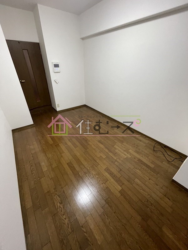 エスリード本町 リビング