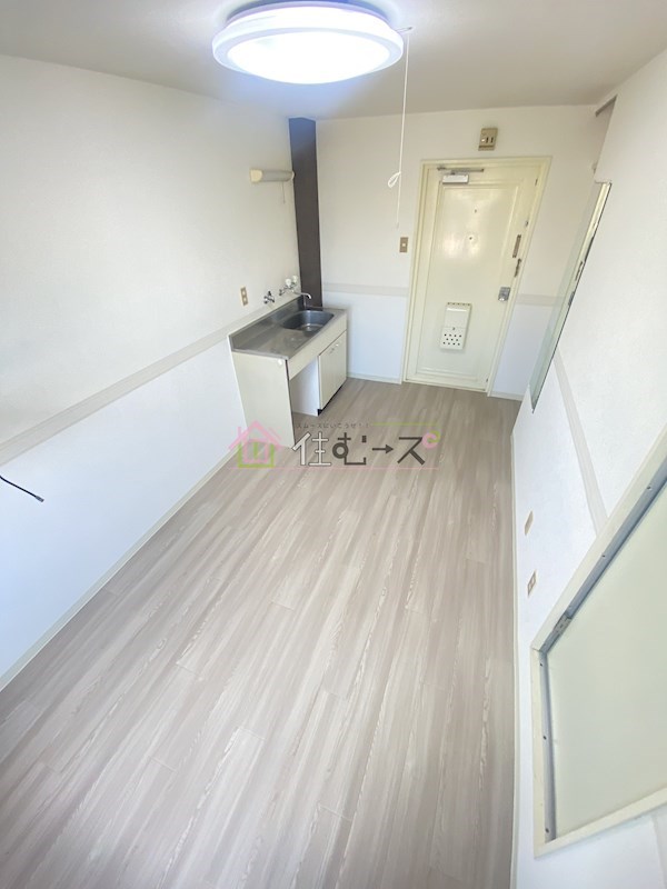 CoCoメゾン西田辺 リビング