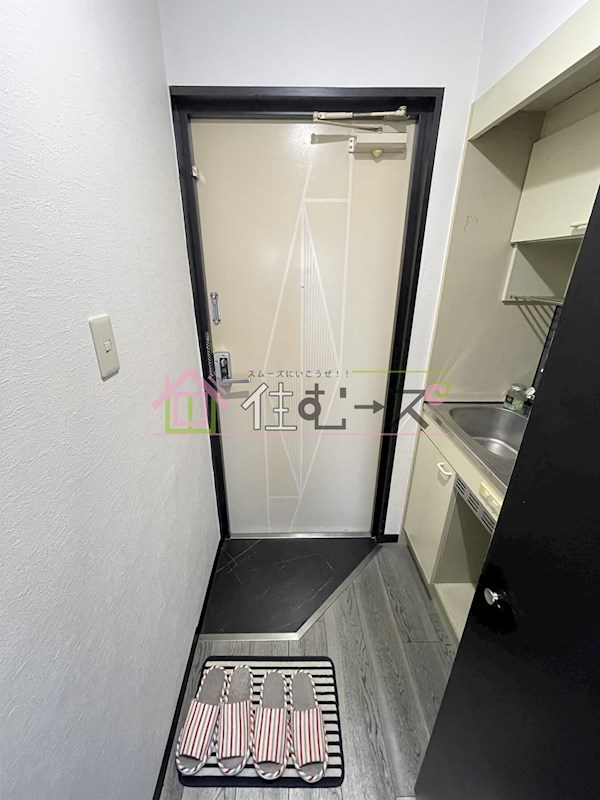 SKハイツ平野 玄関