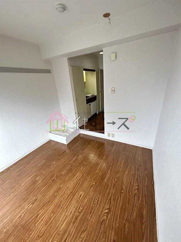 ビバリーヒルズ本田西  リビング