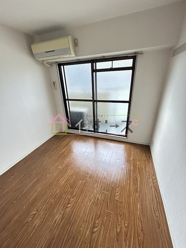 ビバリーヒルズ本田西  ベッドルーム