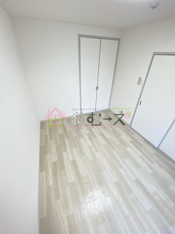 グローリアス成育 リビング