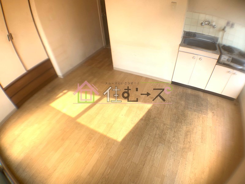 アパートメント淀川 リビング