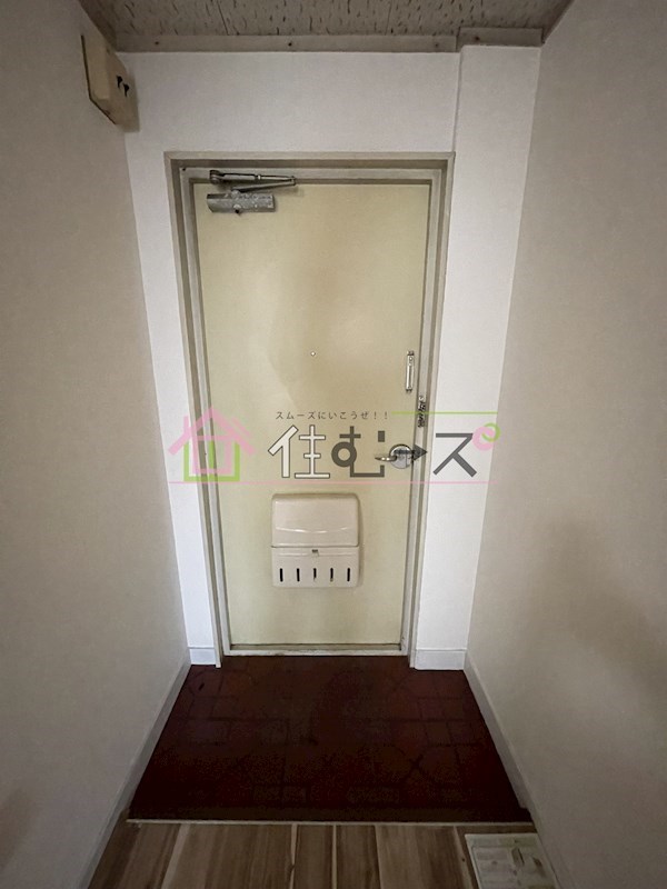 シャトー桜川 玄関