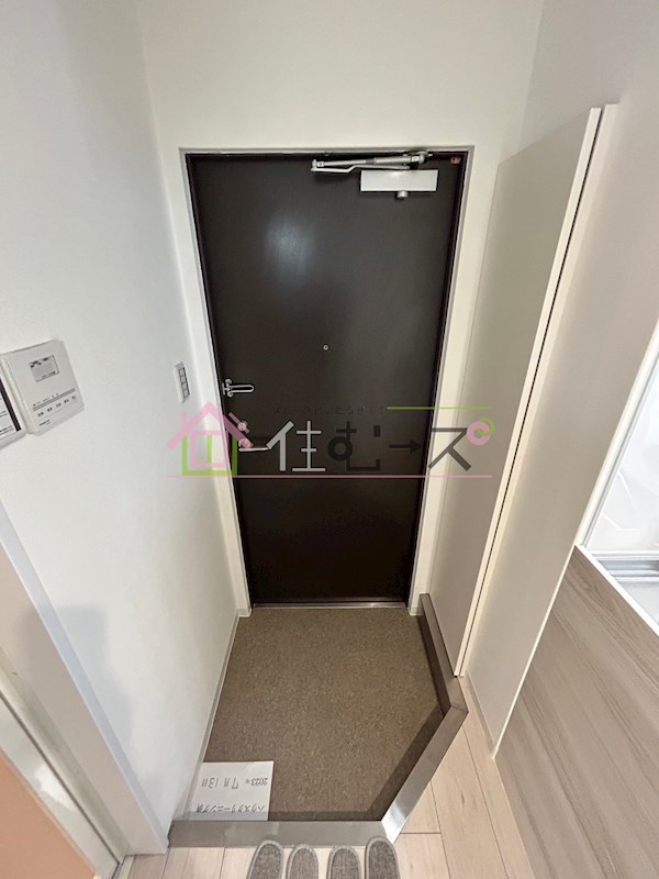釣鐘町エクセルハイツ 玄関