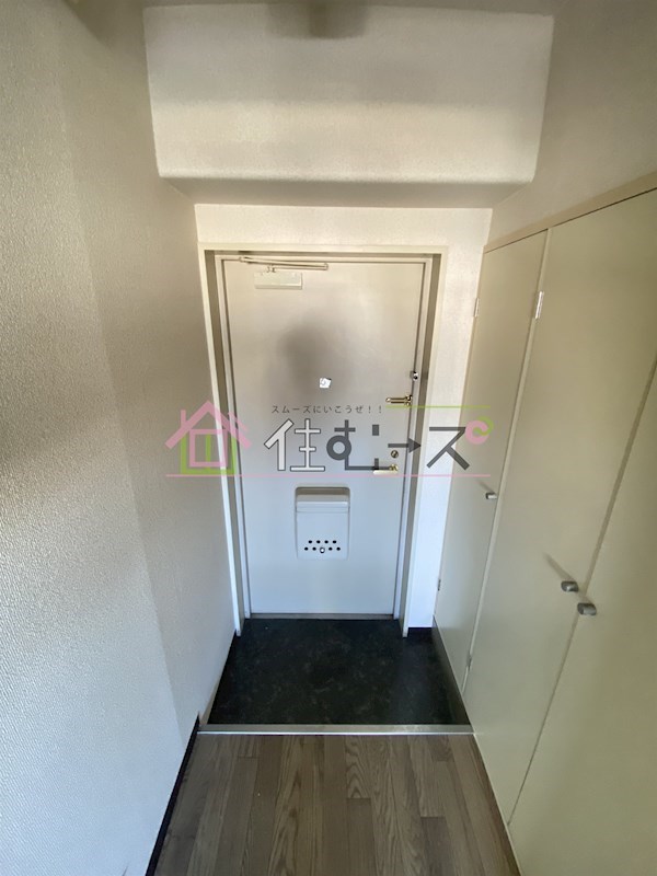 メゾン・ド・ソヌリー 玄関