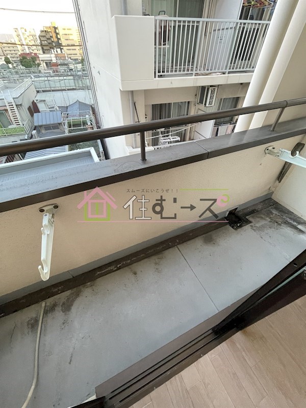 リベラル京橋 ベランダ