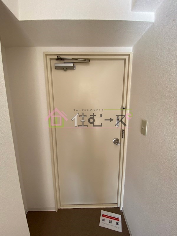 ラパンジール恵美須4 玄関