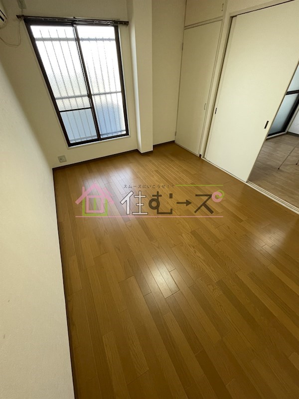 エルハイツ ベッドルーム