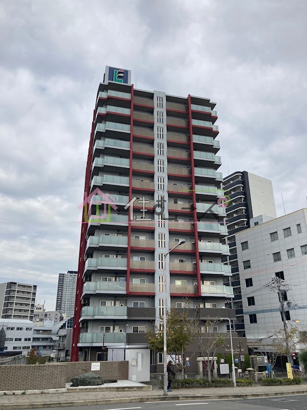 エステムプラザ難波WESTリバークロス 外観