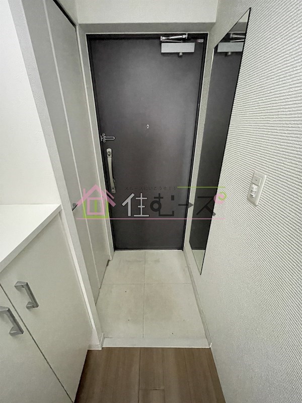 グランパーク大阪WEST 玄関