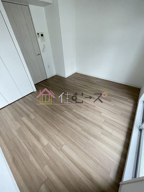 グランパーク大阪WEST リビング