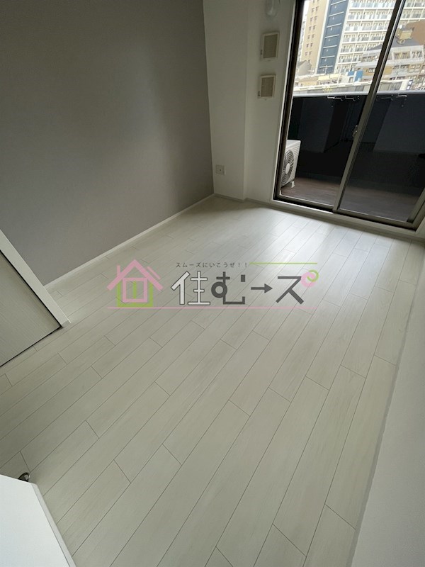 レジュールアッシュ　ウエストレジス ベッドルーム