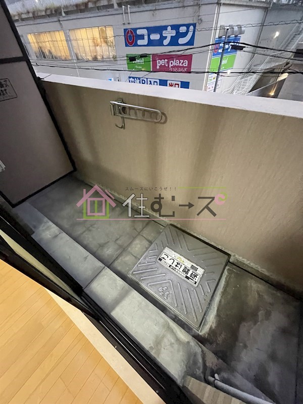 レジデア西本町　 ベランダ