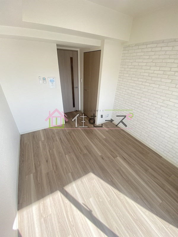 エステムコート四天王寺夕陽丘Ⅱ リビング