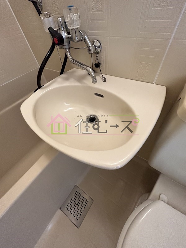 大宝　谷六ロイヤルハイツ その他2