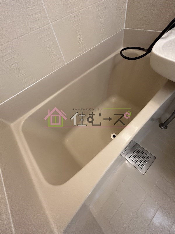 大宝　谷六ロイヤルハイツ 風呂画像