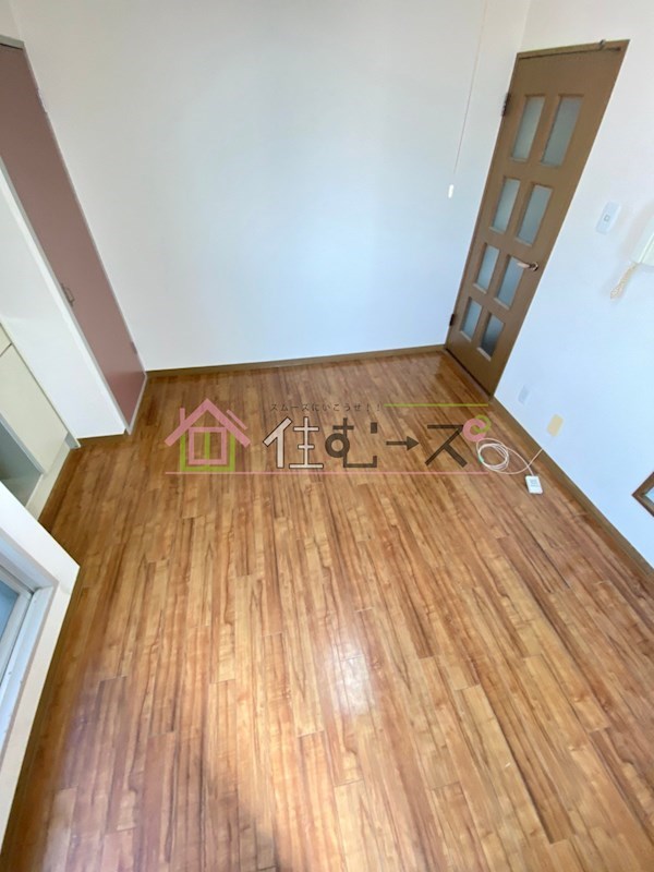 SKハイツ住之江 ベッドルーム