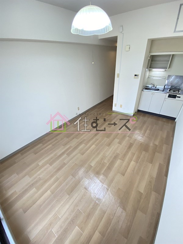 朝日プラザアドバンス淡路 リビング