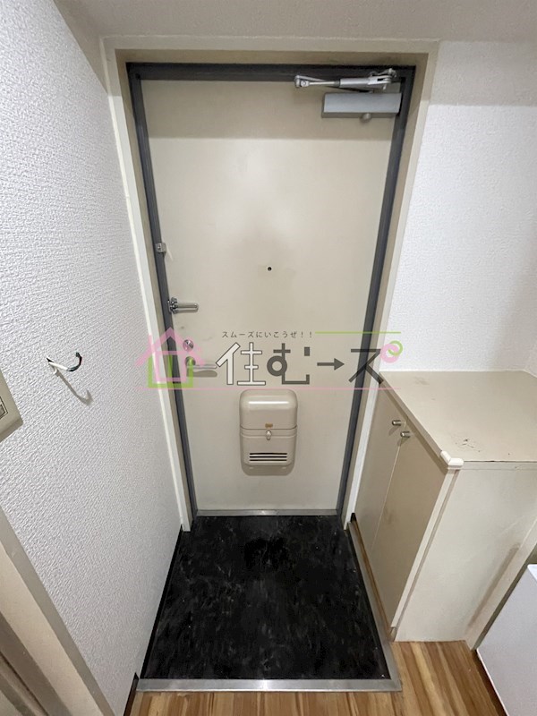ネオコート天王寺 玄関