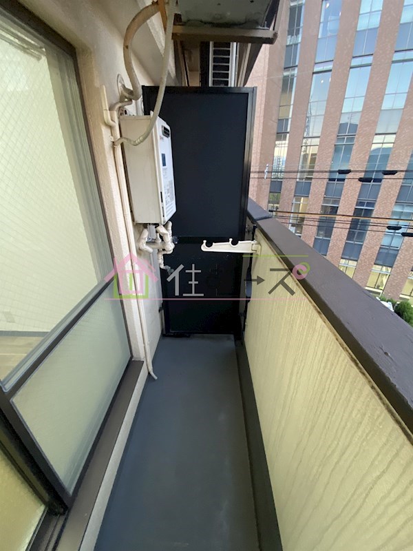 カムネス経大前 ベランダ