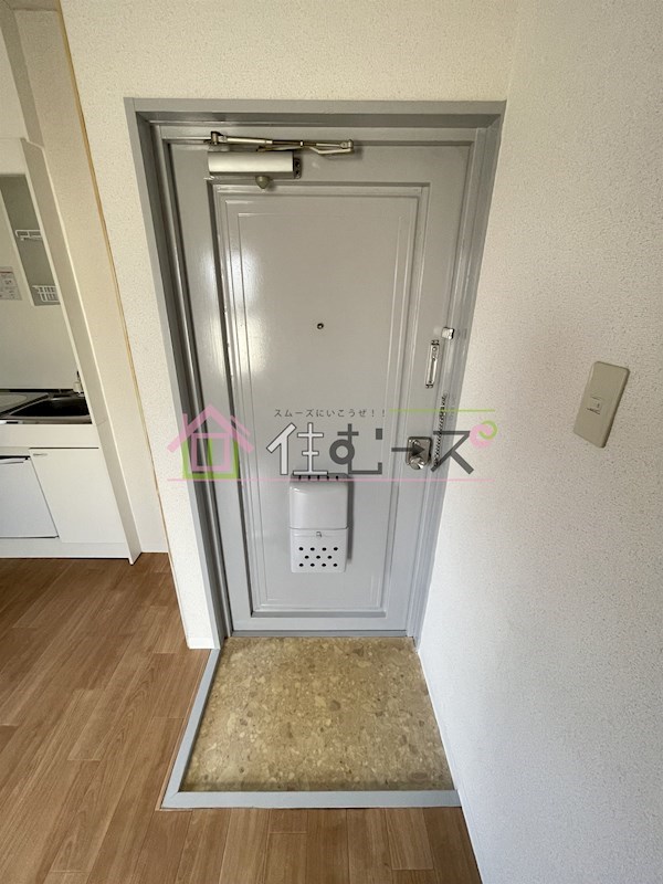 ディモーレ清水 玄関