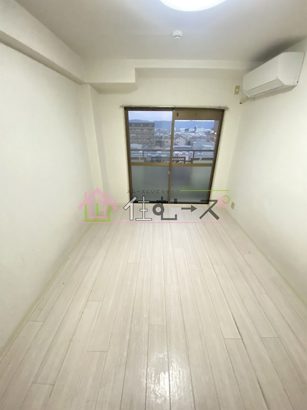 ロイヤル巽 ベッドルーム