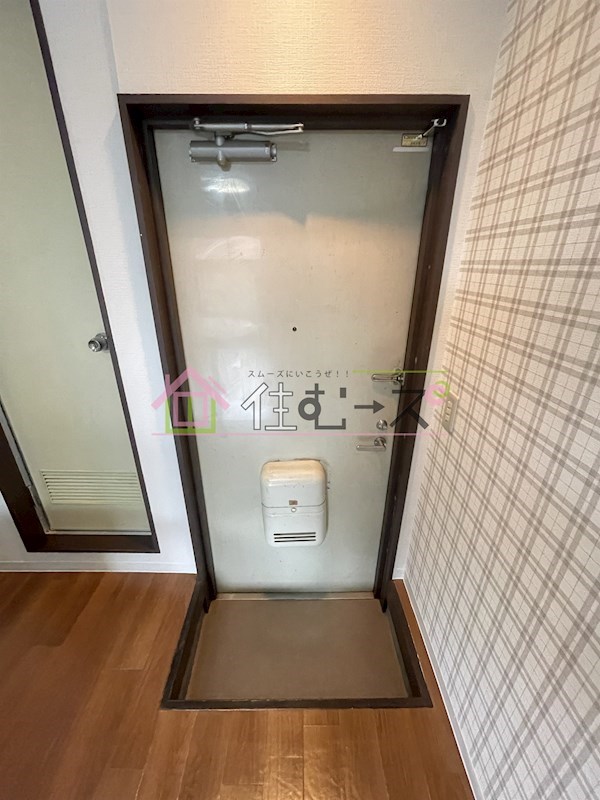 ロータリー40 玄関