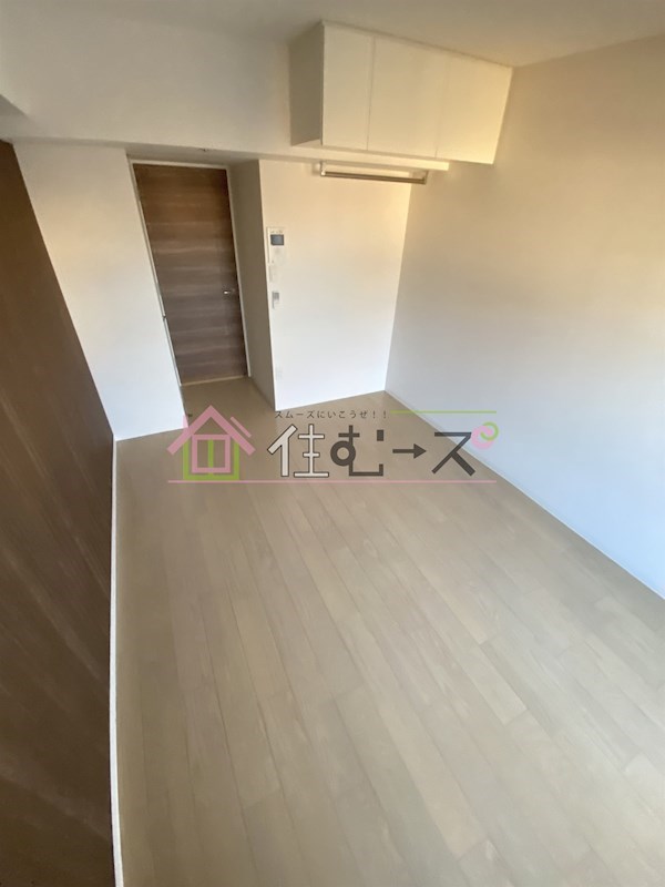 ラシュレエグゼ難波南 リビング