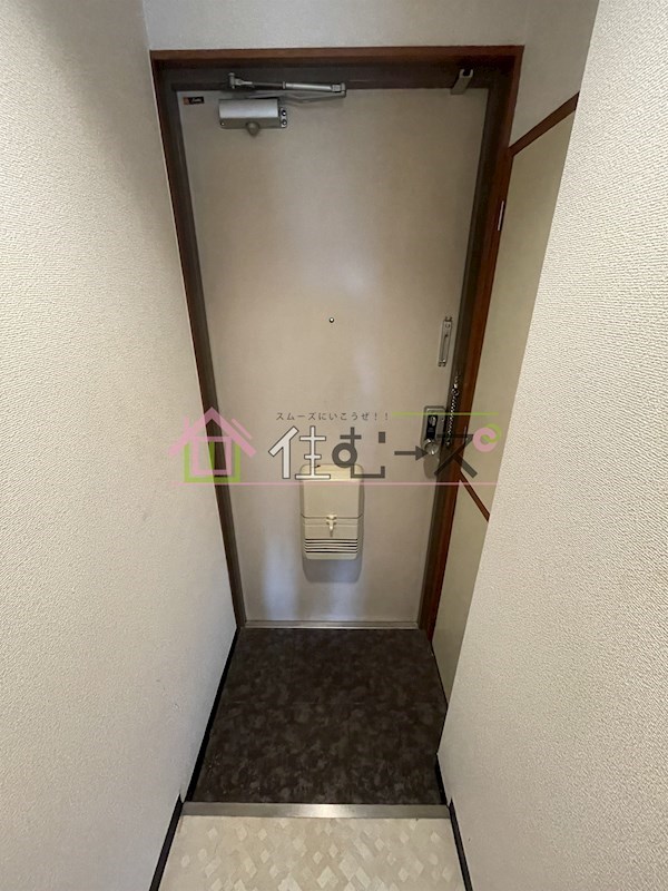 プレアール都島Ⅵ 玄関