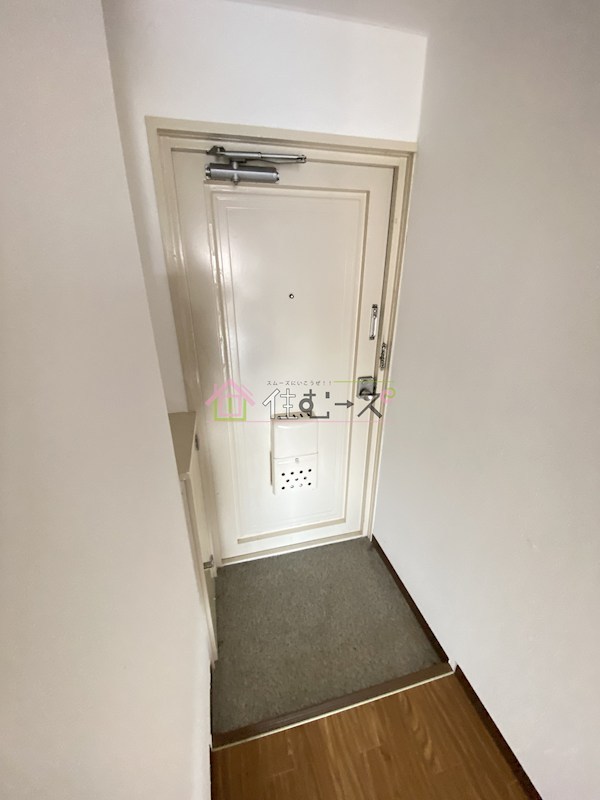 ラパンジール塚本 玄関