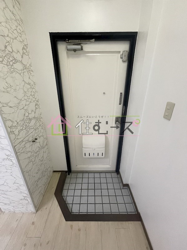 エレガンス5 玄関